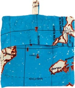 Kikkerland Waszak Voor Op Reis - Wereldkaart Print - Voor Je Vuile Was - Laundry Bag - Travel Accessoire - 17x10 Cm 9 Kikkerland Waszak Voor Op Reis - Wereldkaart Print - Voor Je Vuile Was - Laundry Bag - Travel Accessoire - 17x10 Cm -Schone Winkel 1019x1200 1