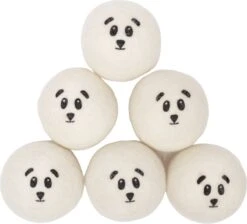 Miki's Goods® XL Wollen Drogerballen 6 Stuks - Panda Wasballen - Duurzaam - Wasbol - 100% Nieuw-Zeelandse Schapenwol - Wasbollen - Herbruikbaar- Droogballen - Snellere Droogtijd - Zuigt Dierenharen Op -Schone Winkel 1200x1090