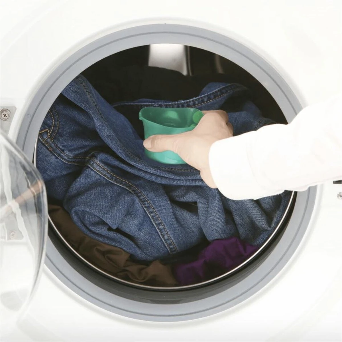 Ariel Vloeibaar Wasmiddel Kleur Color - 5x20 Wasbeurten - Voordeelverpakking 5 Ariel Vloeibaar Wasmiddel Kleur Color - 5x20 Wasbeurten - Voordeelverpakking - Afbeelding 3