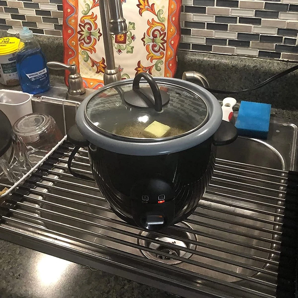 IBright Oprolbare Afdruiprek - Pannen Rooster Hittebestendig - Afdruiprooster - Pannenonderzetter - RVS Zwart 7 IBright Oprolbare Afdruiprek - Pannen Rooster Hittebestendig - Afdruiprooster - Pannenonderzetter - RVS Zwart - Afbeelding 5