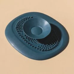 Heuts Goods - Gootsteenzeef - Gootsteenstop - Afvoerzeef - Afvoerstop - Spoelbal - Bad - Douchebak - Keuken - Wasbak - Badkuip - Siliconen - Donkerblauw 18 Heuts Goods - Gootsteenzeef - Gootsteenstop - Afvoerzeef - Afvoerstop - Spoelbal - Bad - Douchebak - Keuken - Wasbak - Badkuip - Siliconen - Donkerblauw -Schone Winkel 1200x1200 1288