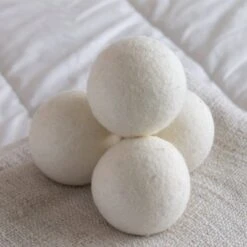 Apeiron Drogerballen - Droogballen - 6 XL Wasbollen - Droger - Duurzaam - Wasmachine - Wasverzachter - Energie Besparen - Zero Waste - Schapenvacht - Wol 17 Apeiron Drogerballen - Droogballen - 6 XL Wasbollen - Droger - Duurzaam - Wasmachine - Wasverzachter - Energie Besparen - Zero Waste - Schapenvacht - Wol -Schone Winkel 1200x1200 786