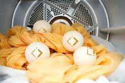 LuxerLiving Wasbol Set Van 6 - Droogt Tot 30% Sneller - Wasverzachter - Droger Ballen - Dryer Balls - Ecologisch - 100% Wol -Schone Winkel 1200x800 11