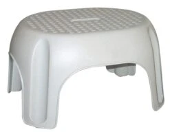 Curver One Step Opstapje Lichtgrijs -Schone Winkel 1200x948 1