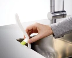 Joseph Joseph Edge Vaatwasborstel - Met Ingebouwde Gootsteensteun - Antraciet -Schone Winkel 1200x964