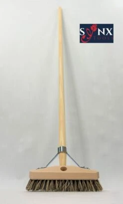 Synx Tools Luiwagen Union 22cm - Tegel Bezem Schrobber- Bezemsteel - Schoonmaakbezem - Schrobborstels - Bezems Met Steel 150 Cm -Schone Winkel 723x1200 2