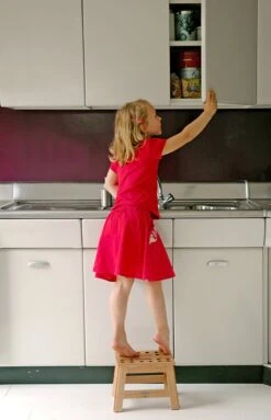 PUHLMANN - Inklapbare Kruk, JAMES, Hout, 23 Cm Hoog, Max 150 Kilo -Schone Winkel 774x1200