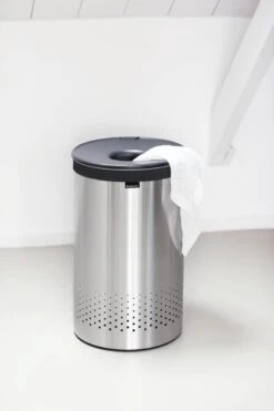 Brabantia Wasmand - 60 L - Matt Steel Met Kunststof Deksel -Schone Winkel 799x1200 14