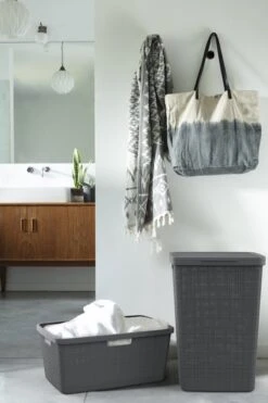 Curver Jute Wasmand Met Deksel 58L + Wasmand 46L - Donkergrijs 24 Curver Jute Wasmand Met Deksel 58L + Wasmand 46L - Donkergrijs -Schone Winkel 800x1200 24